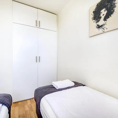 Labo Apartment Apartamenty Zelazna Brama *