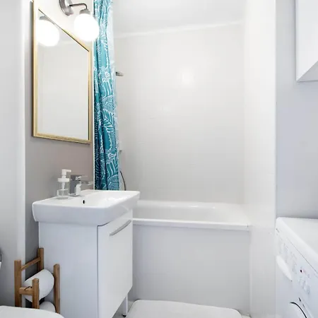 Apartamento Labo Zelazna Brama Varsóvia