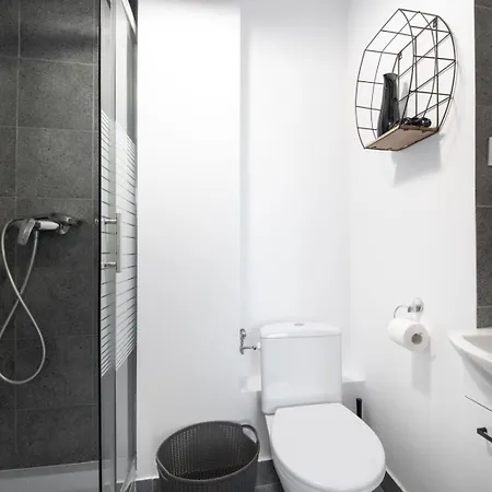 Labo Zelazna Brama Apartment *