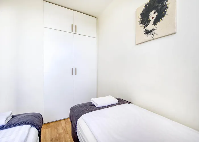 Labo Zelazna Brama *