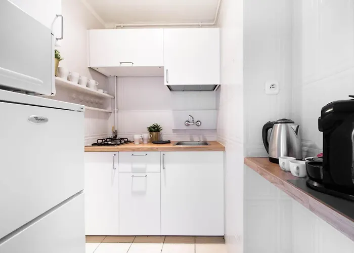 Labo Zelazna Brama وارسو